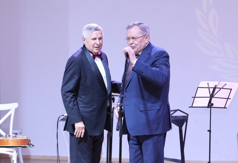 Юбилей академика РАН В. П. Савиных отметили в МИИГАиК
