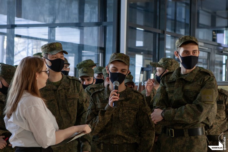 23 февраля: студенческое поздравление