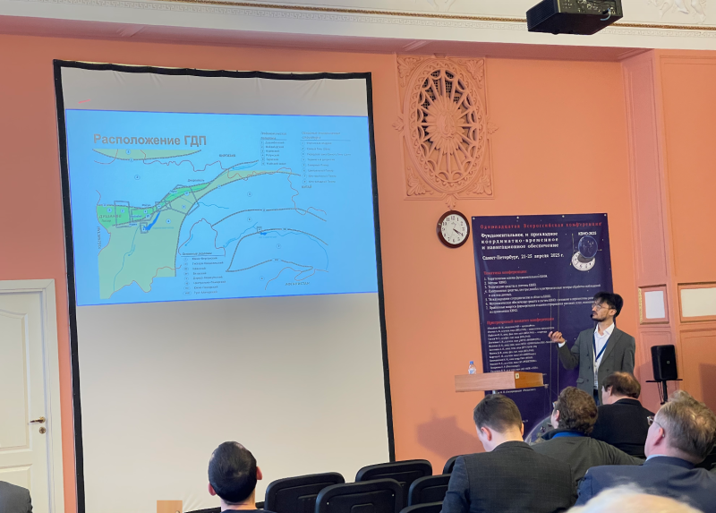 Преподаватели геодезического факультета университета МИИГАиК на конференции в Петербурге