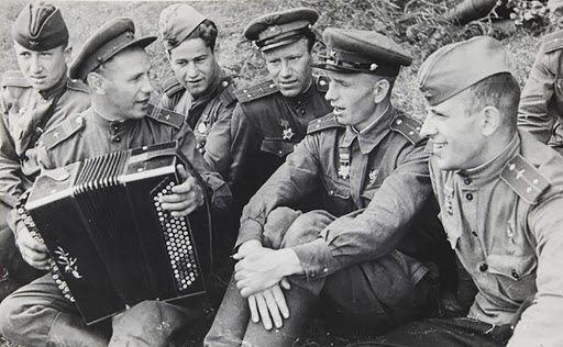 Трансляция концерта «Песни, опаленные войной»
