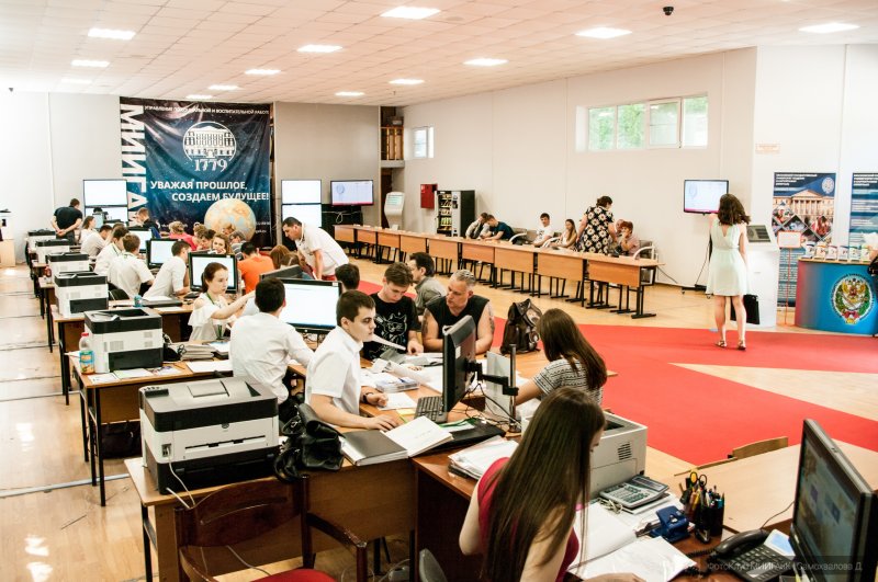 Изменение графика работы приёмной комиссии