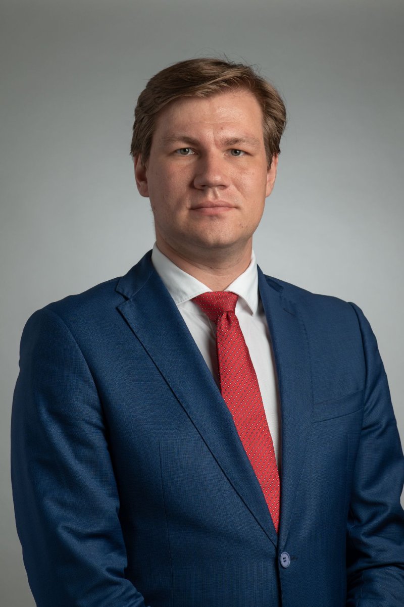 Жуковский Александр Юрьевич
