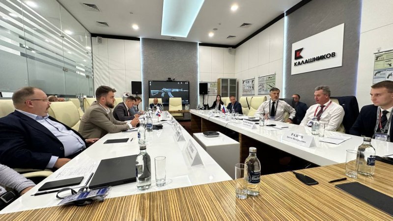 Проректор МИИГАиК на форуме «Армия» рассказал о применении БВС для повышения эффективности российской экономики.